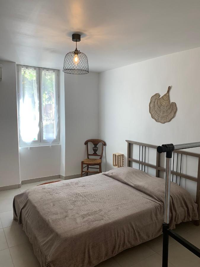 L'Almanarre Apartment Hyères Екстериор снимка