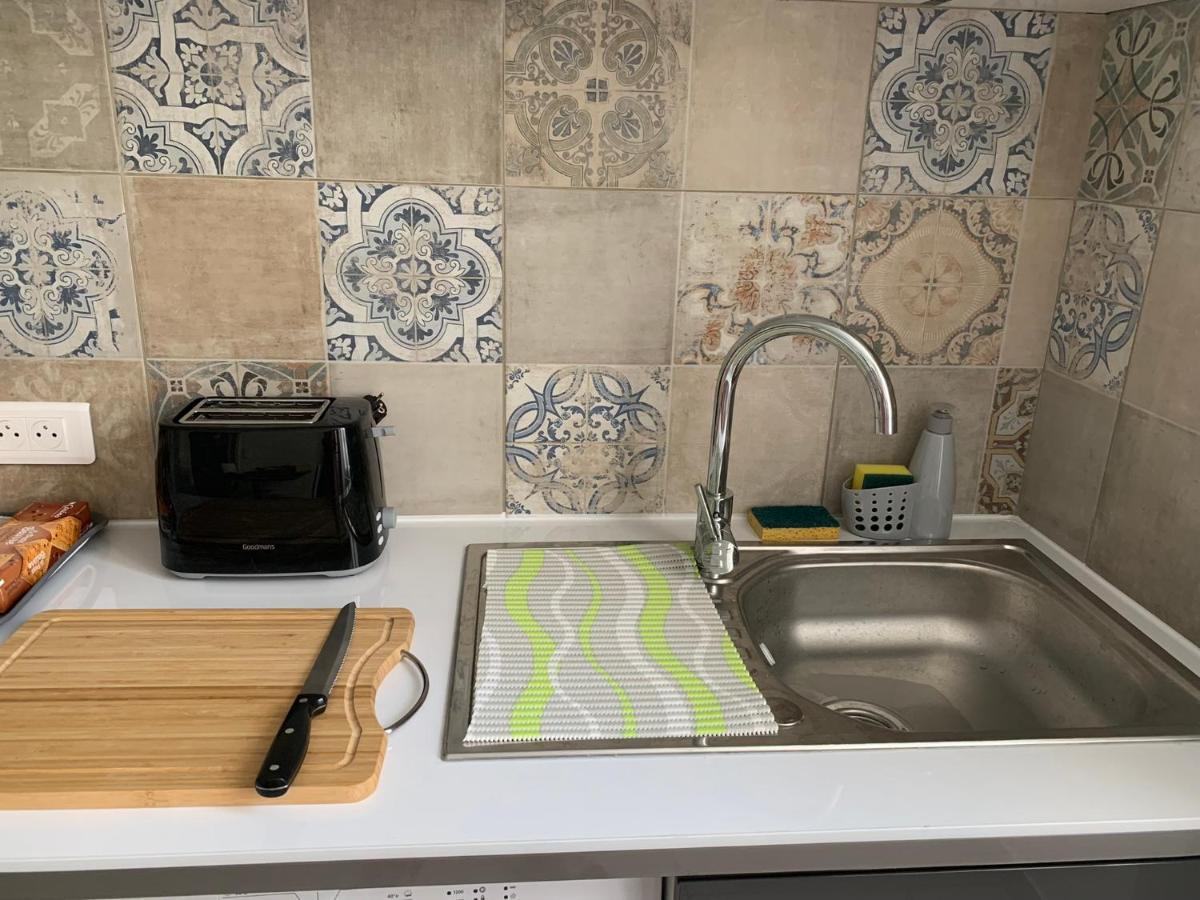 L'Almanarre Apartment Hyères Екстериор снимка