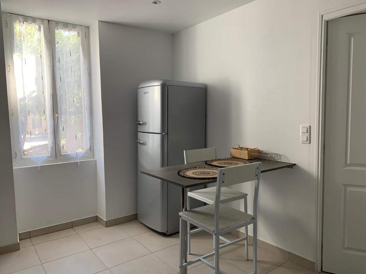 L'Almanarre Apartment Hyères Екстериор снимка
